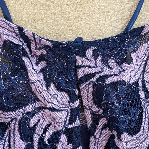 Navy and purple lace dress - Picture 3 of 4